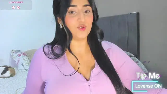 curvy jhacky online show from 6, 2, 2026