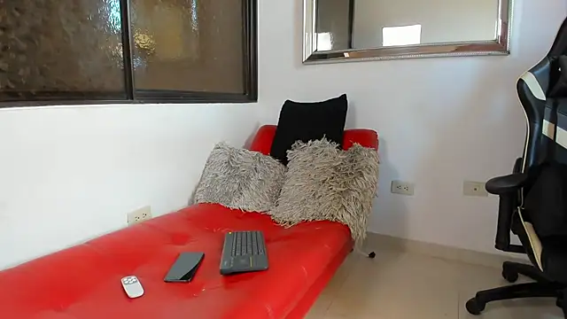 julian wallace online show from 3, 4, 2026