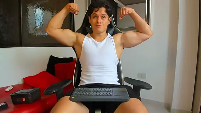 Snapshot of julian_wallace chatting on 2, 3, 2026 julian wallace online show from 2, 3, 2026