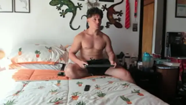 Snapshot of julian_wallace chatting on 16, 2, 2026 julian wallace online show from 16, 2, 2026