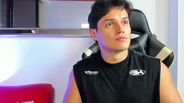 julian wallace online show from 2, 4, 2026