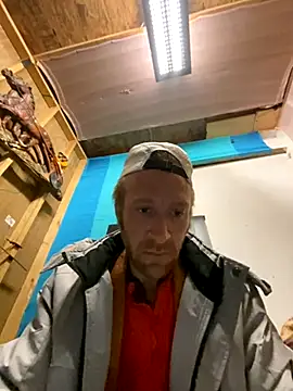 Snapshot of bentoverblonde chatting on 20, 11, 2025 bentoverblonde online show from 20, 11, 2025