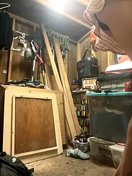 Snapshot of bentoverblonde chatting on 5, 10, 2025 bentoverblonde online show from 5, 10, 2025