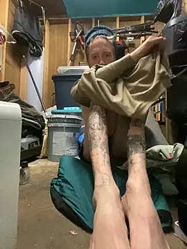 Snapshot of bentoverblonde chatting on 3, 11, 2025 bentoverblonde online show from 3, 11, 2025