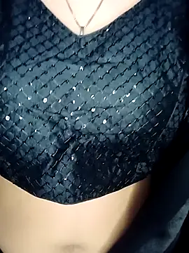 Snapshot of L_ucy1 chatting on 23, 9, 2025 L ucy1 online show from 23, 9, 2025