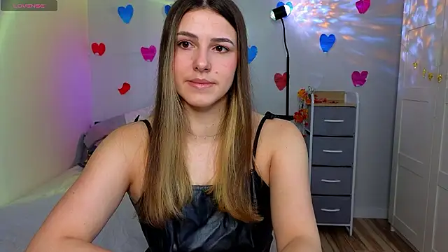 sophia euphoriaa online show from 22, 3, 2026