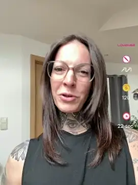 BrownieyQueen online show from 20, 5, 2026