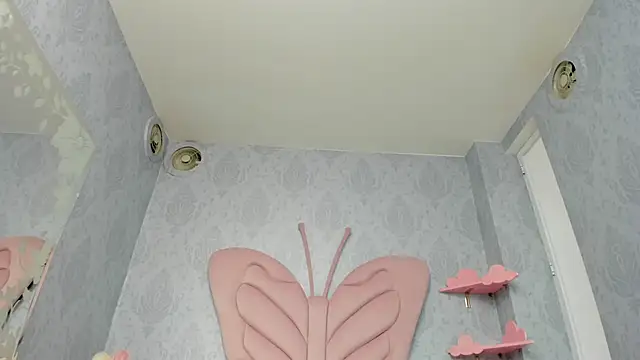 MaddyCute4u online show from 8, 2, 2025