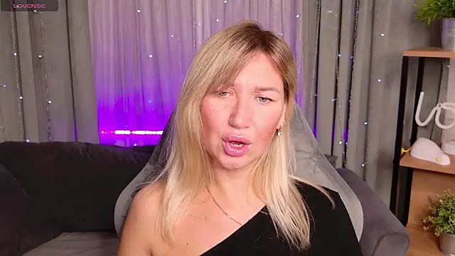 MilaBott online show from 17, 9, 2025