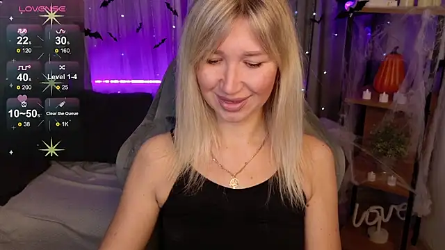 MilaBott online show from 22, 10, 2025