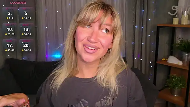 Snapshot of MilaBott chatting on 21, 7, 2026 MilaBott online show from 21, 7, 2026