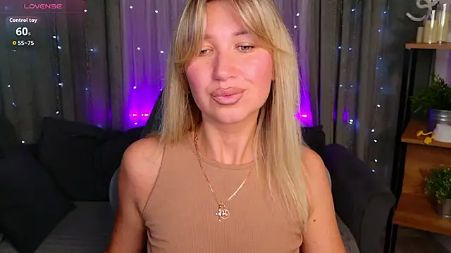 Snapshot of MilaBott chatting on 11, 6, 2026 MilaBott online show from 11, 6, 2026