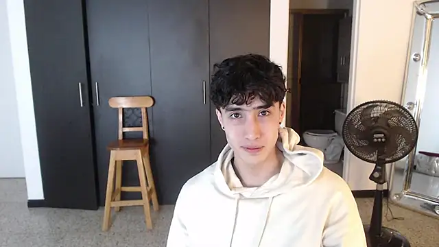 gojo satoru 18 online show from 1, 3, 2025