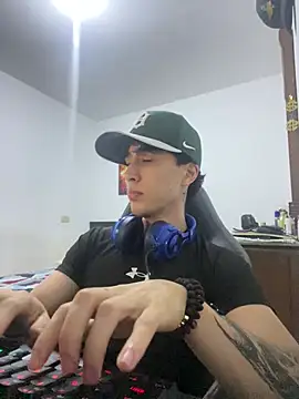 gojo satoru 18 online show from 6, 4, 2026