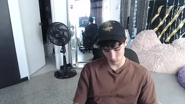 gojo satoru 18 online show from 13, 3, 2025