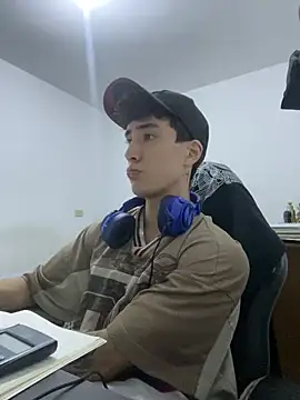 Snapshot of gojo_satoru_18 chatting on 24, 2, 2026 gojo satoru 18 online show from 24, 2, 2026