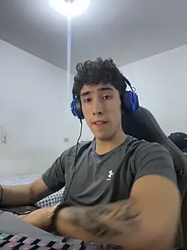 Snapshot of gojo_satoru_18 chatting on 19, 2, 2026 gojo satoru 18 online show from 19, 2, 2026