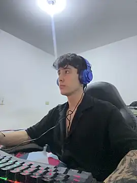 Snapshot of gojo_satoru_18 chatting on 12, 2, 2026 gojo satoru 18 online show from 12, 2, 2026