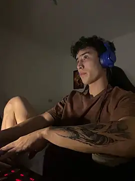 Snapshot of gojo_satoru_18 chatting on 16, 12, 2025 gojo satoru 18 online show from 16, 12, 2025