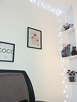 helena smith online show from 10, 2, 2025