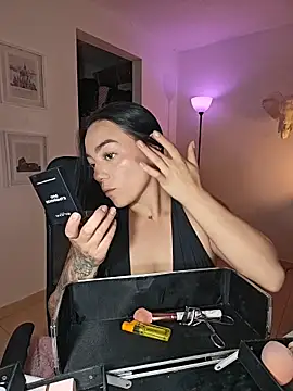 helena smith online show from 21, 5, 2026