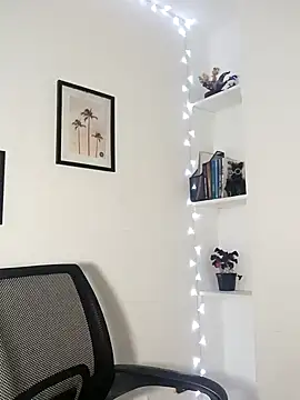 helena smith online show from 7, 2, 2025