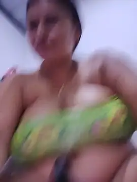 Horny-Mommy-Dirty online show from 18, 5, 2026