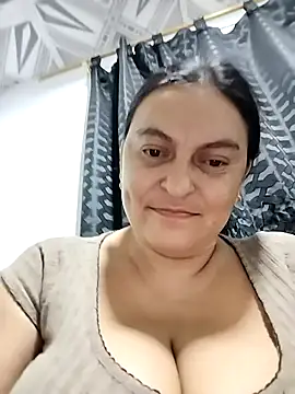 Snapshot of Horny-Mommy-Dirty chatting on 31, 10, 2025 Horny-Mommy-Dirty online show from 31, 10, 2025