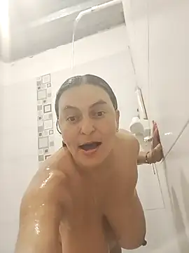 Snapshot of Horny-Mommy-Dirty chatting on 28, 10, 2025 Horny-Mommy-Dirty online show from 28, 10, 2025