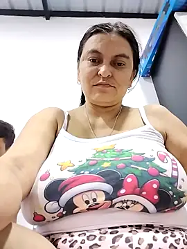 Horny-Mommy-Dirty online show from 4, 2, 2026