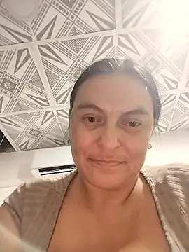 Snapshot of Horny-Mommy-Dirty chatting on 29, 10, 2025 Horny-Mommy-Dirty online show from 29, 10, 2025