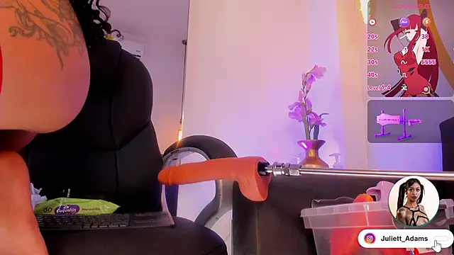 Juliett Adams  online show from 17, 10, 2025