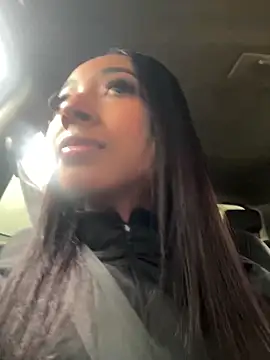 Snapshot of GabrielaLugo chatting on 17, 5, 2026 GabrielaLugo online show from 17, 5, 2026