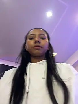 Snapshot of GabrielaLugo chatting on 24, 6, 2026 GabrielaLugo online show from 24, 6, 2026