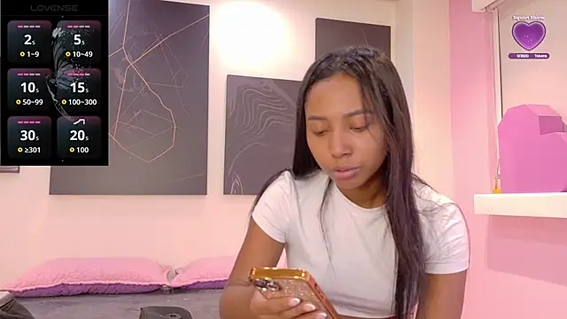 Snapshot of GabrielaLugo chatting on 14, 6, 2026 GabrielaLugo online show from 14, 6, 2026