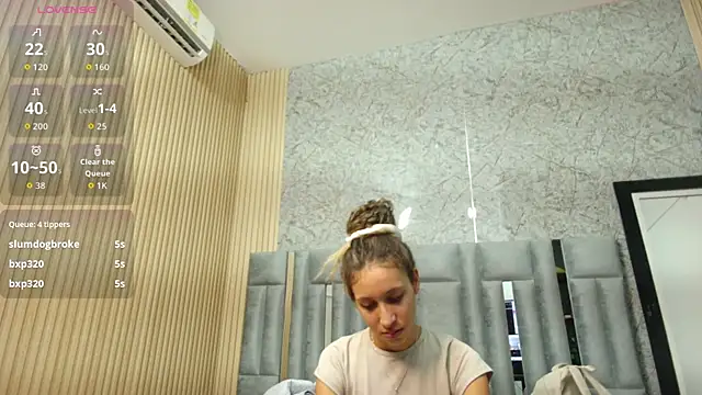 Snapshot of Beautifulskinny18 chatting on 9, 2, 2026 Beautifulskinny18 online show from 9, 2, 2026