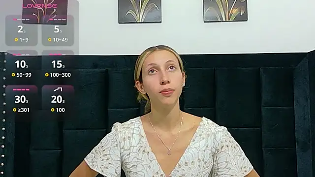 Snapshot of Beautifulskinny18 chatting on 12, 6, 2026 Beautifulskinny18 online show from 12, 6, 2026