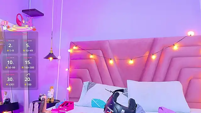 Beautifulskinny18 online show from 18, 9, 2025