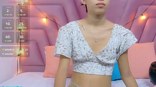 Beautifulskinny18 online show from 4, 11, 2025