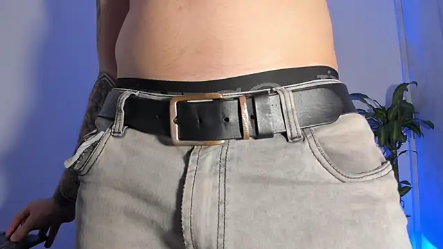 Yeiko Romero  online show from 11, 9, 2025