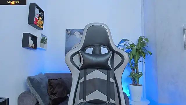 Yeiko Romero  online show from 20, 9, 2025