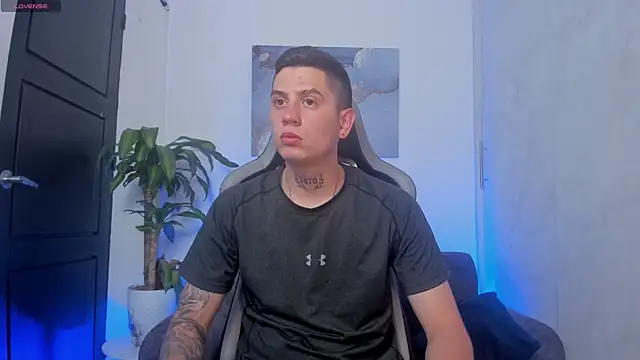 Yeiko Romero  online show from 21, 11, 2025