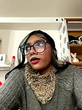 TIFFANYYSTAR online show from 5, 12, 2025