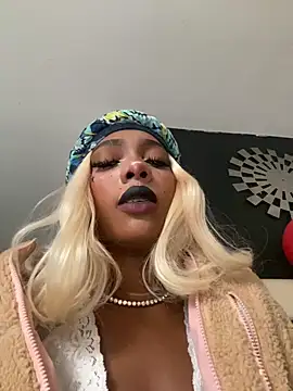 TIFFANYYSTAR online show from 29, 10, 2025