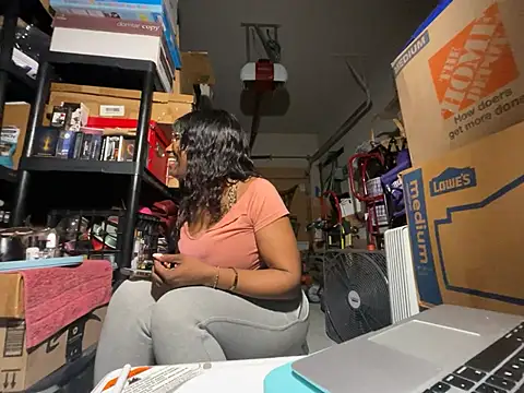 Snapshot of wynterheat chatting on 25, 5, 2026 wynterheat online show from 25, 5, 2026