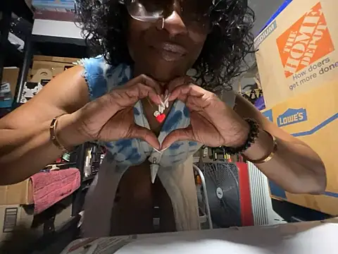 Snapshot of wynterheat chatting on 27, 4, 2026 wynterheat online show from 27, 4, 2026