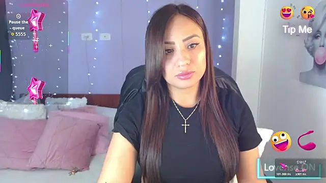 Paulina 627 online show from 19, 10, 2025