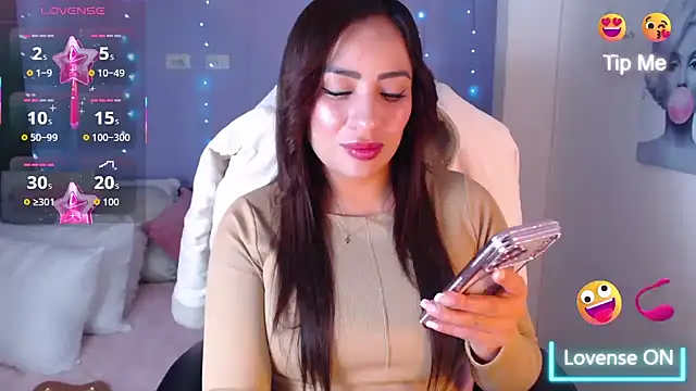 Snapshot of Paulina_627 chatting on 15, 2, 2026 Paulina 627 online show from 15, 2, 2026