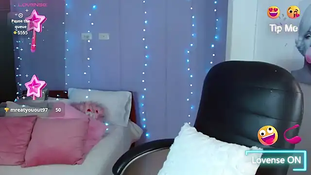 Paulina 627 online show from 11, 10, 2025