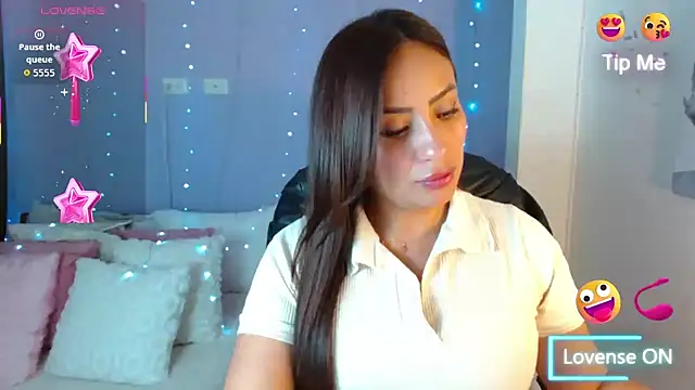 Paulina 627 online show from 17, 11, 2025